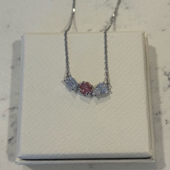 Swarovski Mesmera bracelet and necklace set - Picture 2 of 5